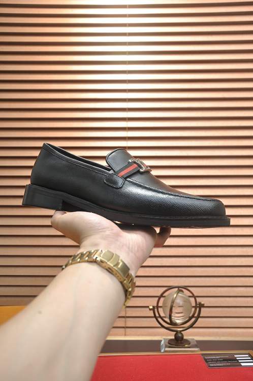 Picture of Louis Vuitton Shoes _SKULVsz38-45hnh020613955